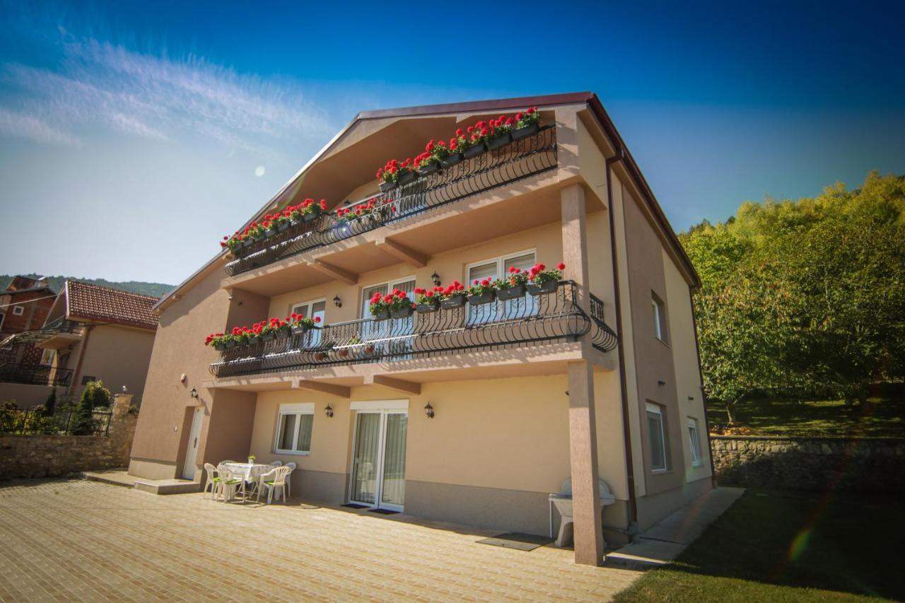 The Green Apartments Magarevo Bagian luar foto